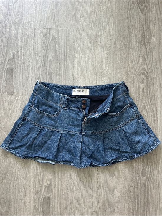 Hollister Dresses & Skirts - Hollister Blue Denim Pleated Mini Skirt